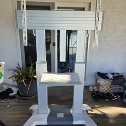 North Bayou Mobile TV Stand (Heavy Duty) 70 to 110 inch TV up to 200lbs