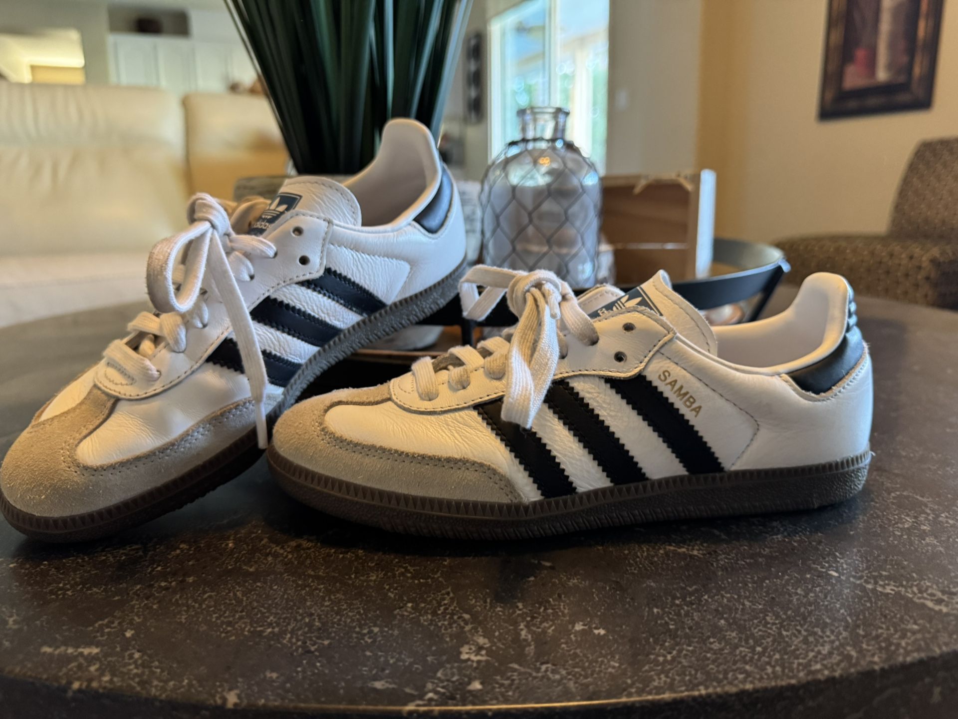 Adidas Sambas Women’s 5.5