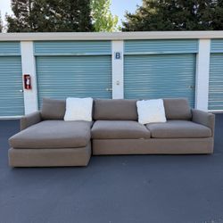 🚚DELIVERY- Crate&Barrel Large Sectional Sofa 
