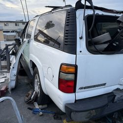 2004 Chevrolet Suburban