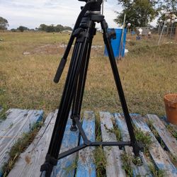 Heavy Duty Photography Tripod 