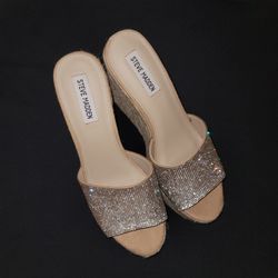 Steve Madden Wedges / Sandals 