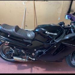 1992 Kawasaki ZX1100 Ninja