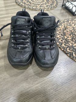 Sketchers work slip resistant size 7.5 in Guc
