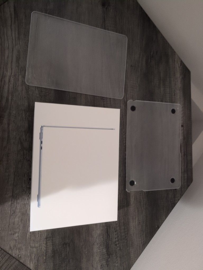 Macbook Air M4 Sky Blue