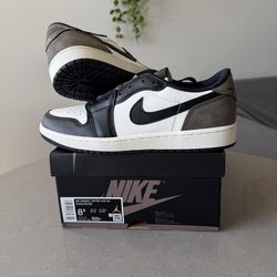 (size 8.5) Nike Air Jordan 1 Low Mocha