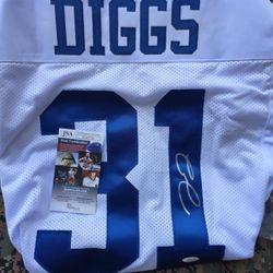 Cowboys Autograph Jersey