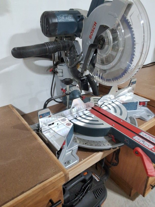 Bosch Gliding Miter Saw