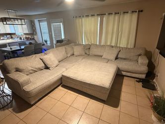 Big 2 piece couch and ottoman
