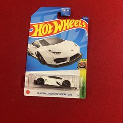 Hot Wheels HW Exotics LB-works Lamborghini Huracán Coupé (white)