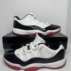 VNDS Jordan 11 Low “Concord Bred” Size 9.5 Men’s