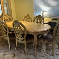 Dinning Table 