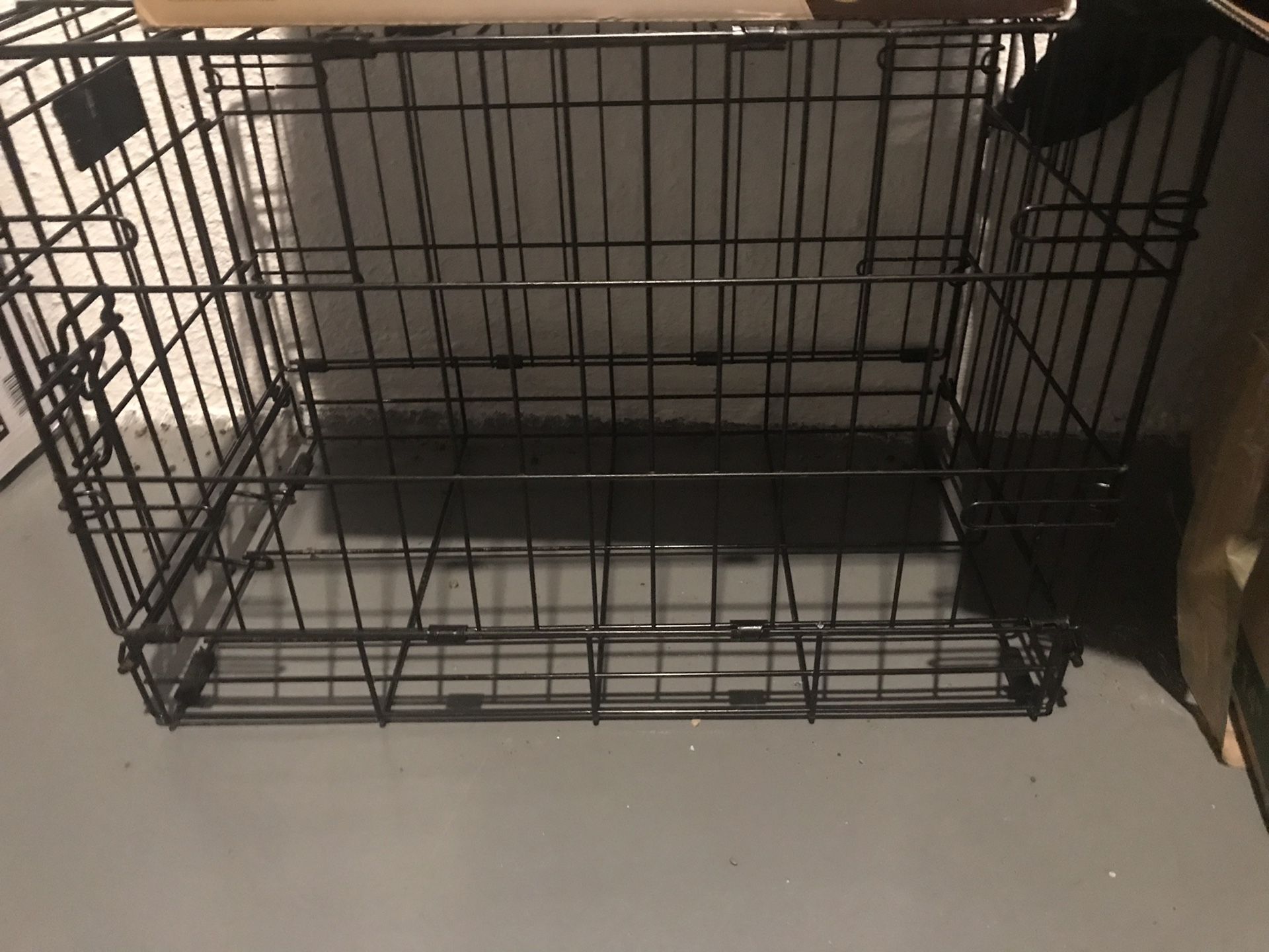 Small animal crate no tray included