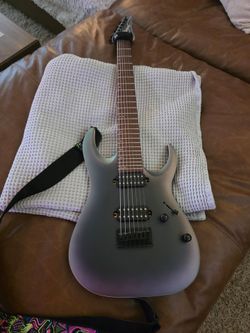 Ibanez 7-String Electric Guitar