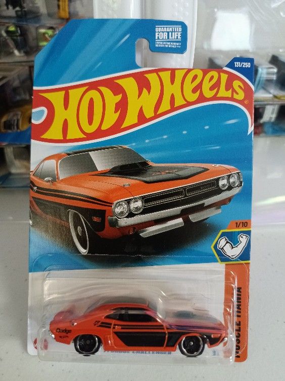 Hot Wheels '71 Dodge Challenger