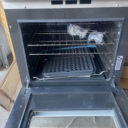 24 in. Single Gas Wall Oven in White