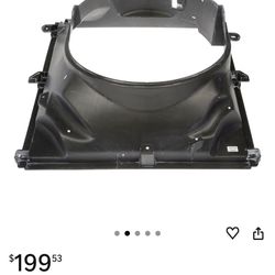 Dorman 2011-2016 F250 / F350 6.2L upper Fan Shroud