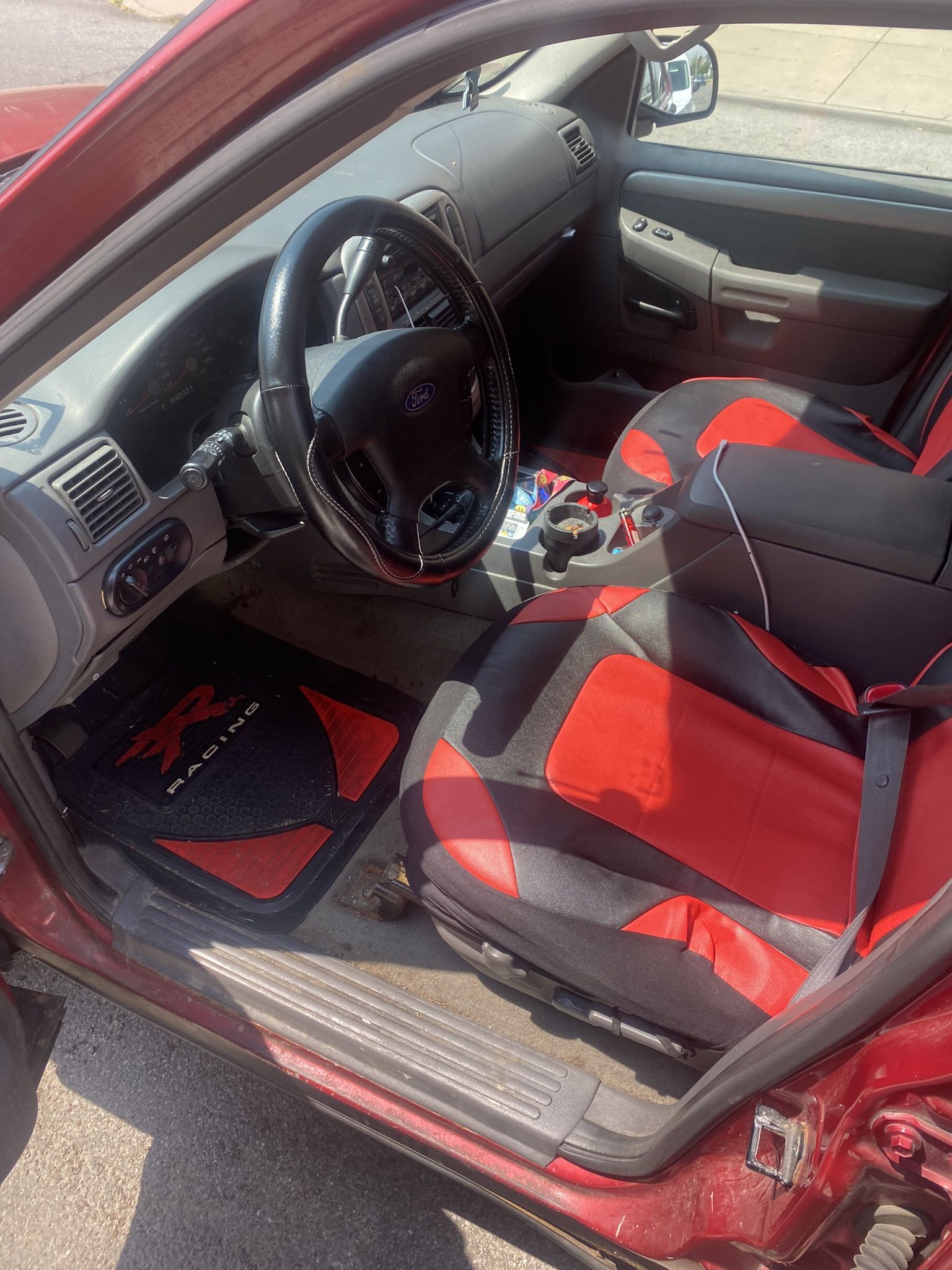 2003 Ford Explorer