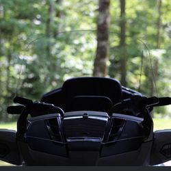 F4 customs Can Am Spyder F3T Windshield 23” Clear