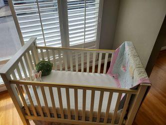 Pottery barn kids kendall crib