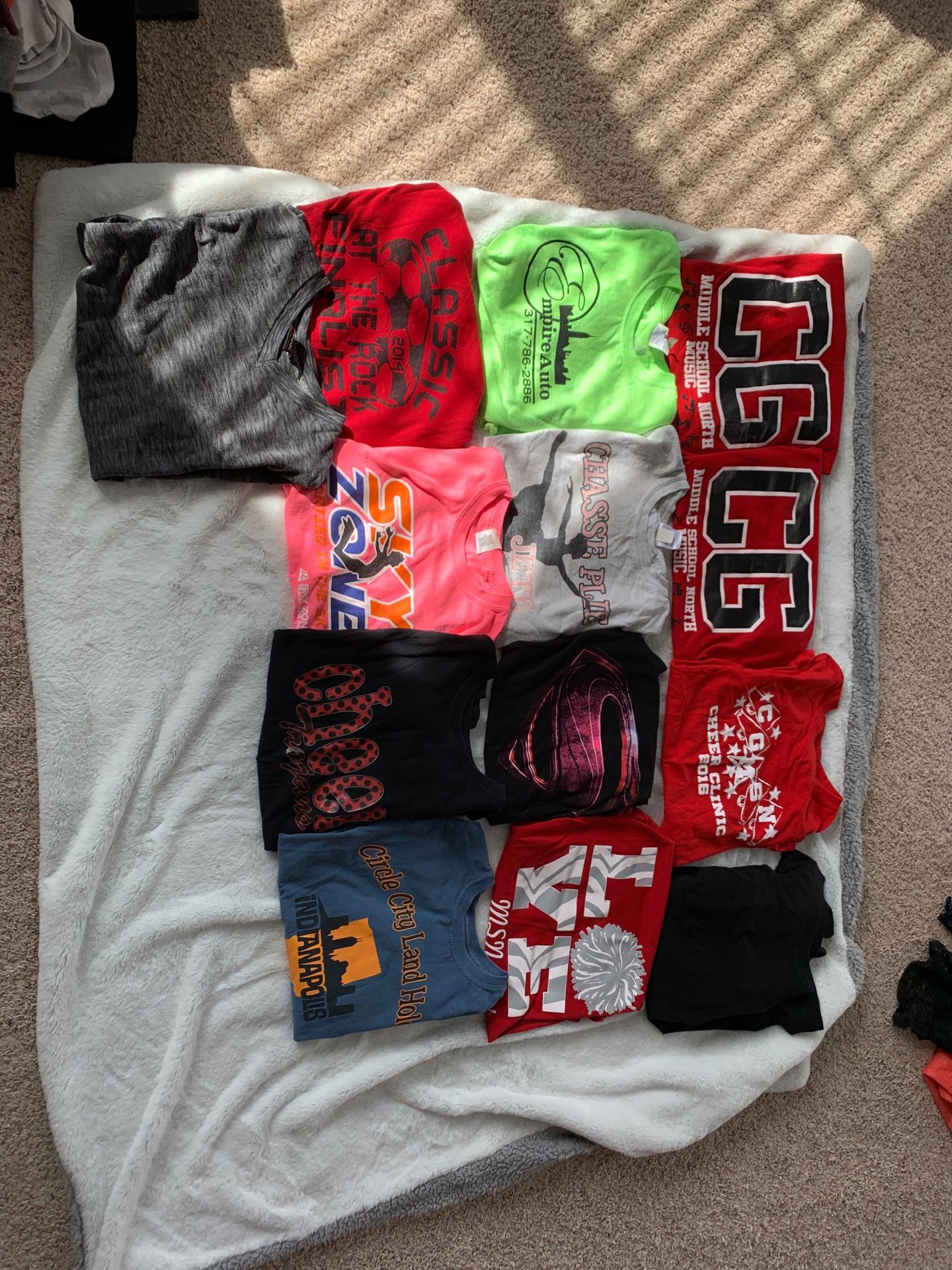 13 t-shirts