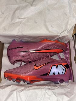 Nike Mercurial Size 9.5