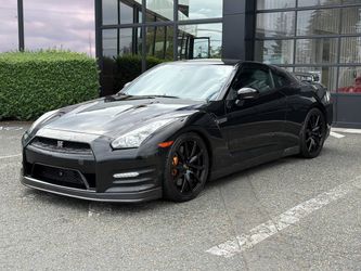 2012 Nissan GT-R