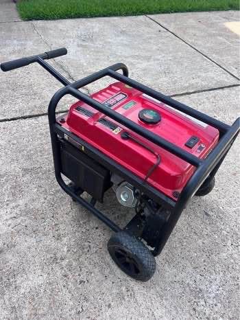 Friendswood tx LIKE NEW Predator 9000 Watt Gas-Powered Portable Generator