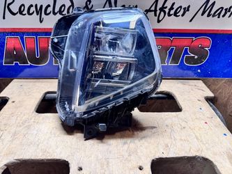 2022 to 2024 HYUNDAI TUCSON HEADLIGHT REFLECTOR RH