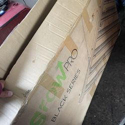 Grow Pro Growing Lights 1100w Brand New 