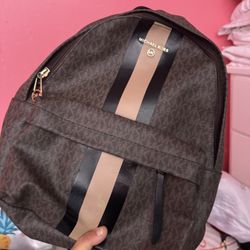 Micheal Kors Backpack 🎒 