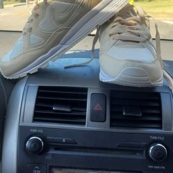 New  Nike Air Span 2 Size 10