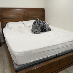 Cal King Bedroom Set