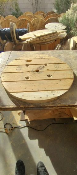 Wooden Spool Rounds