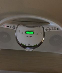 SONY PERSONAL AUDIO SYSTEM ZS-Y3