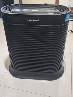Honeywell HA202BHD True HEPA Air Purifier – Lightly Used - Like New