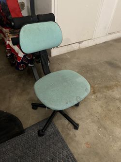 Kids Desk Chair