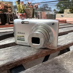 Vintage Nikon Coolpix S3300 Digital Camera 