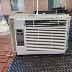 5,100 BTU Window AC With Remote