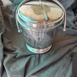 Wilcox Ice Bucket 