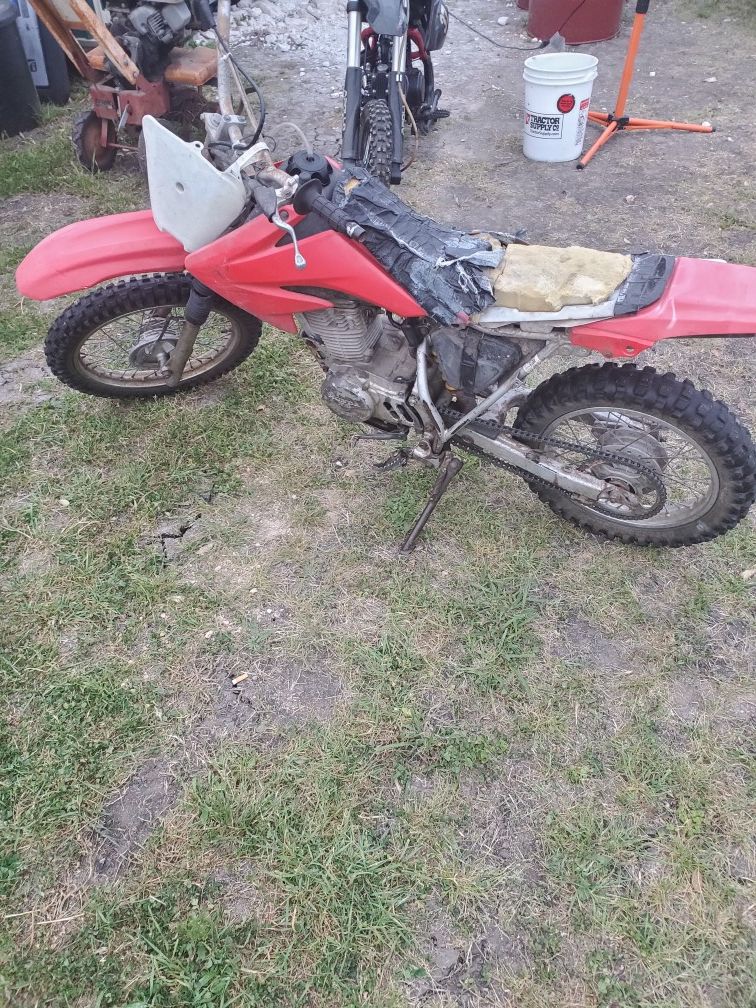 2005 Honda 80cc dirt bike