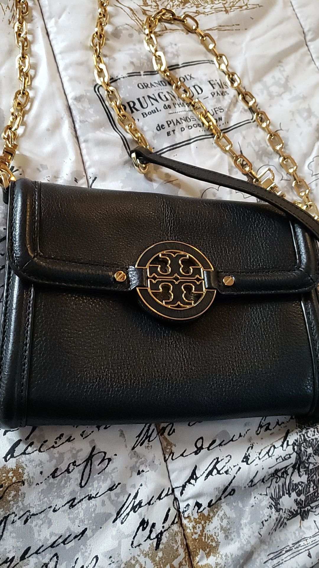 Tory Burch crossbody wallet purse leather