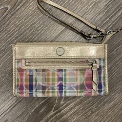 Coach Large Wristlet with free matching purse