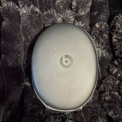 Beats Studio Pro
