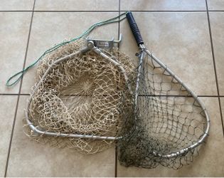 2 Fishing Nets (Scoop Net and Fishkeeper)