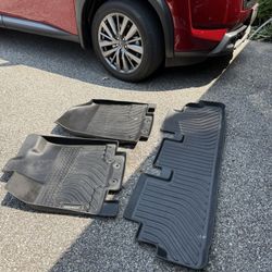 2022/2025 Nissan Pathfinder. Floor Mats 