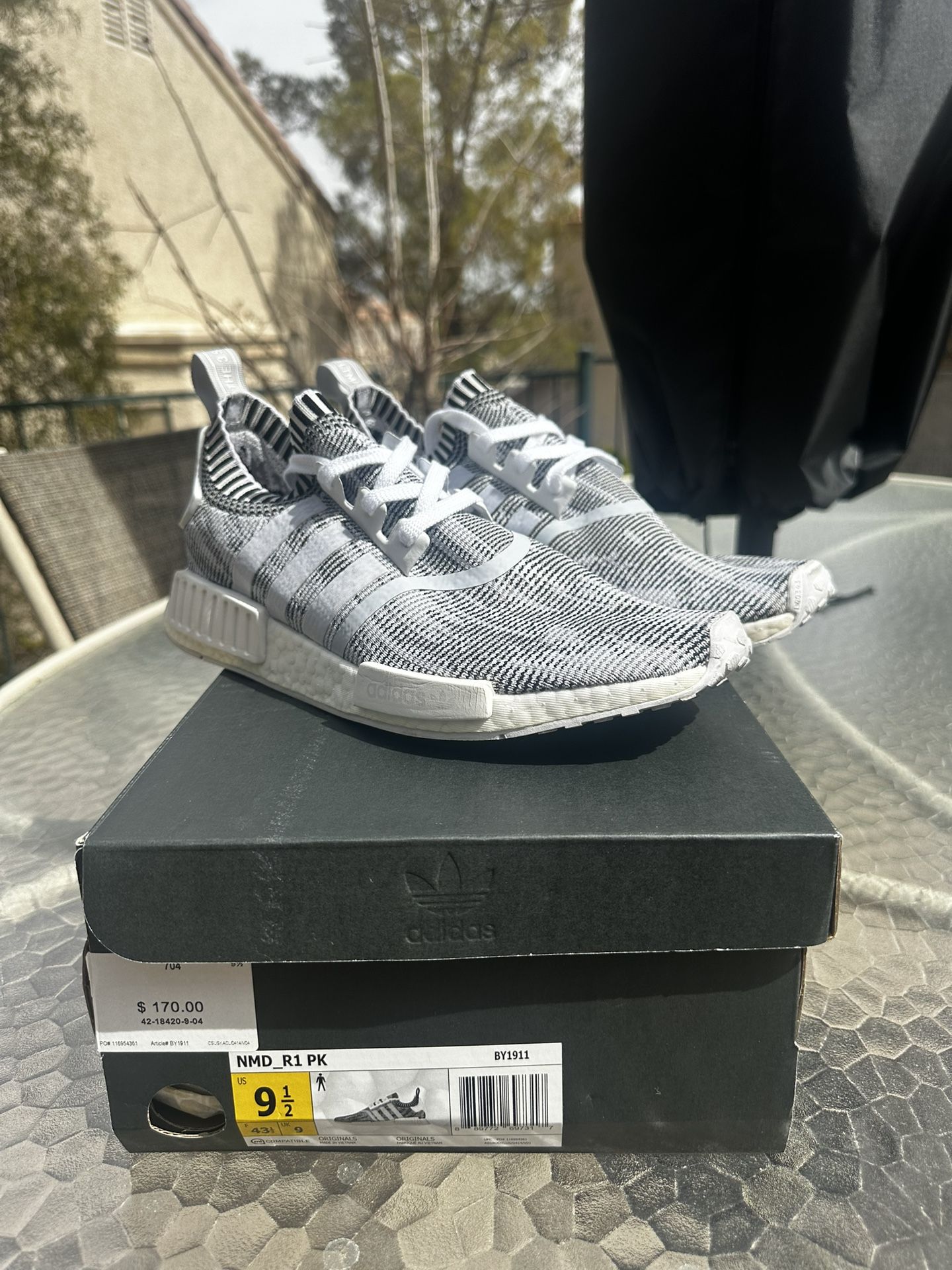 Oreo Nmd R1 Pk Glitch Black Oreo Nmd R1 Primeknit On Feet Glitch