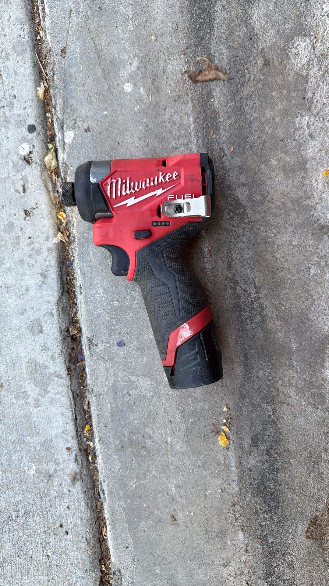 Milwaukee 12 V Drill