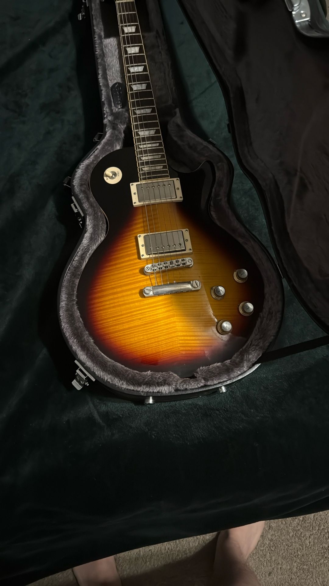 1960s Tribute plus Epiphone Les paul