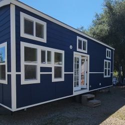 BRAND NEW TINY HOUSE ON WHEELS IDEAL GUEST HOUSE OR RENTAL OR ADU NO PERMIT NEEDED